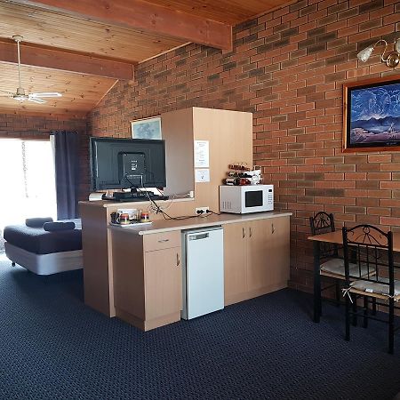 Walkabout Motel Rutherglen Extérieur photo
