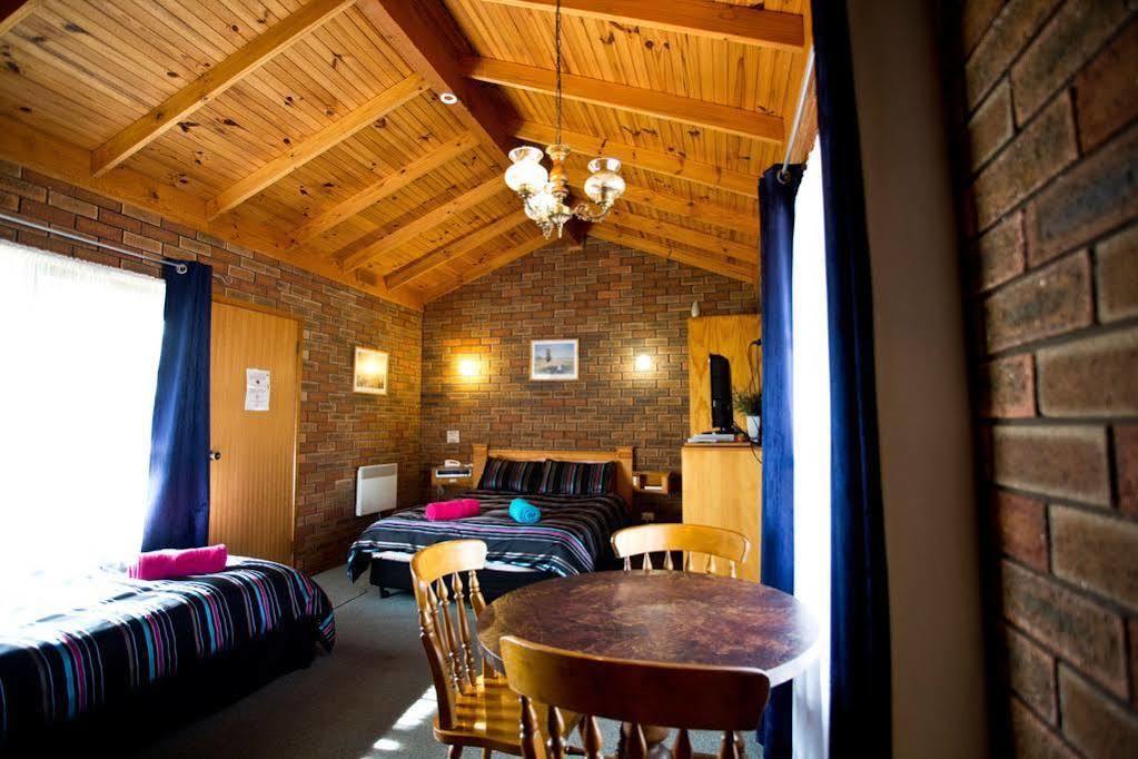 Walkabout Motel Rutherglen Extérieur photo